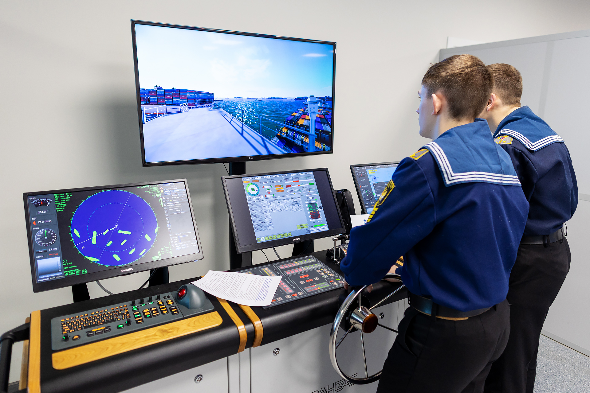 Морской чемпионат FESCO впервые определил лучших курсантов России