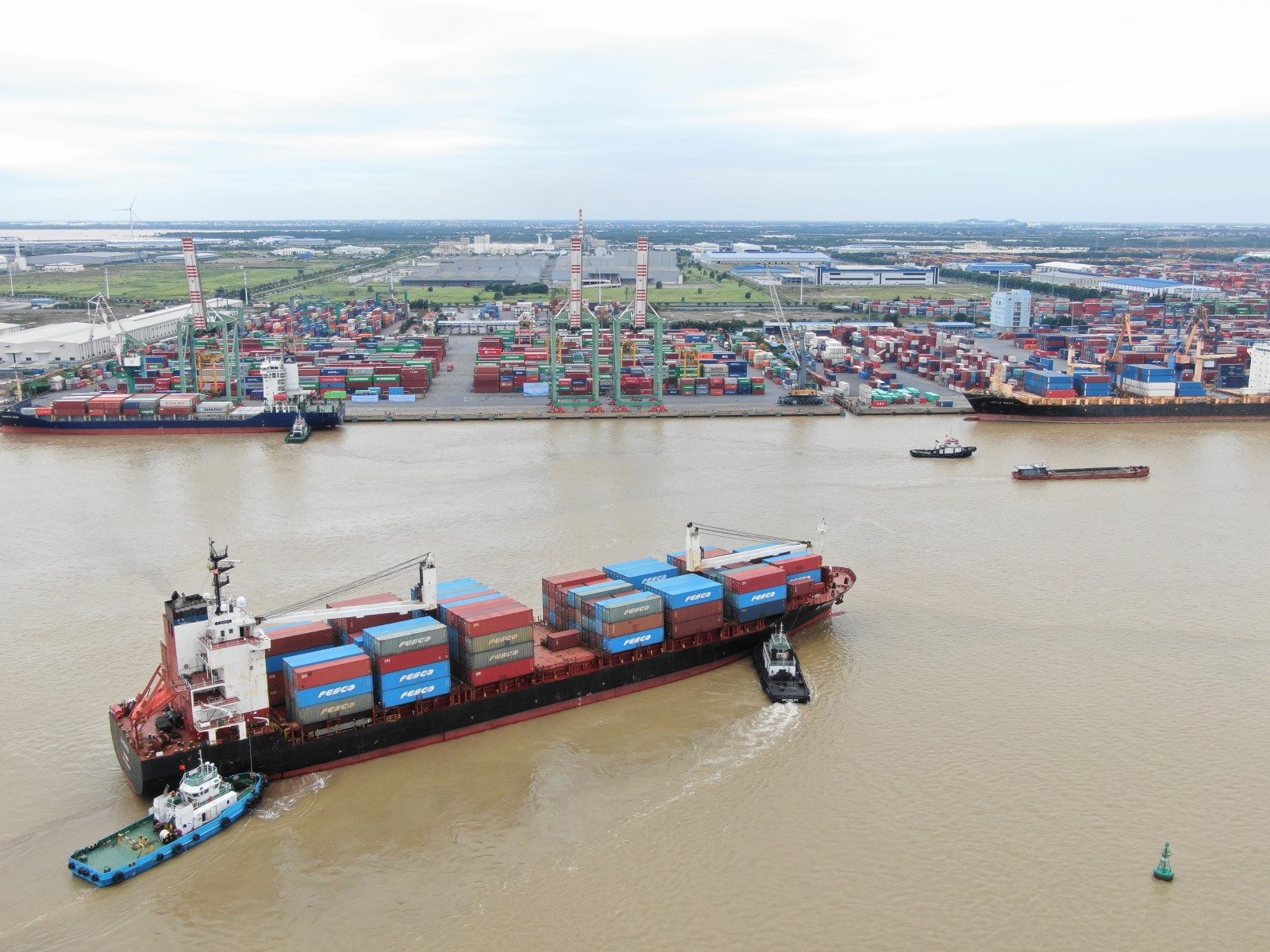 FESCO перевезла между Вьетнамом и Россией более 50 тысяч TEU за два года