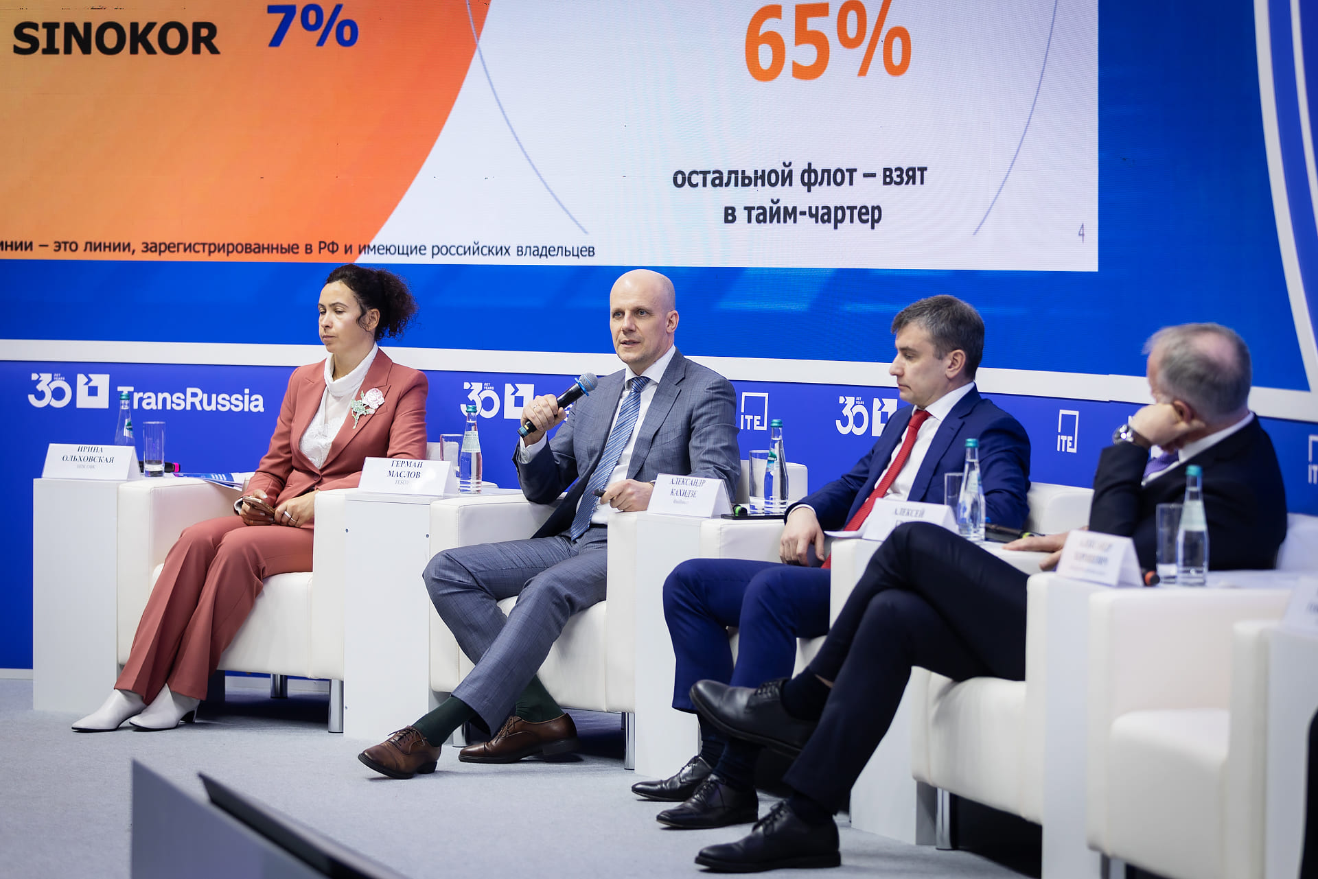 FESCO впервые выполнила прямой судозаход в крупнейший морской порт Саудовской Аравии на Красном море FESCO впервые выполнила прямой судозаход в крупнейший морской порт Саудовской Аравии на Красном море