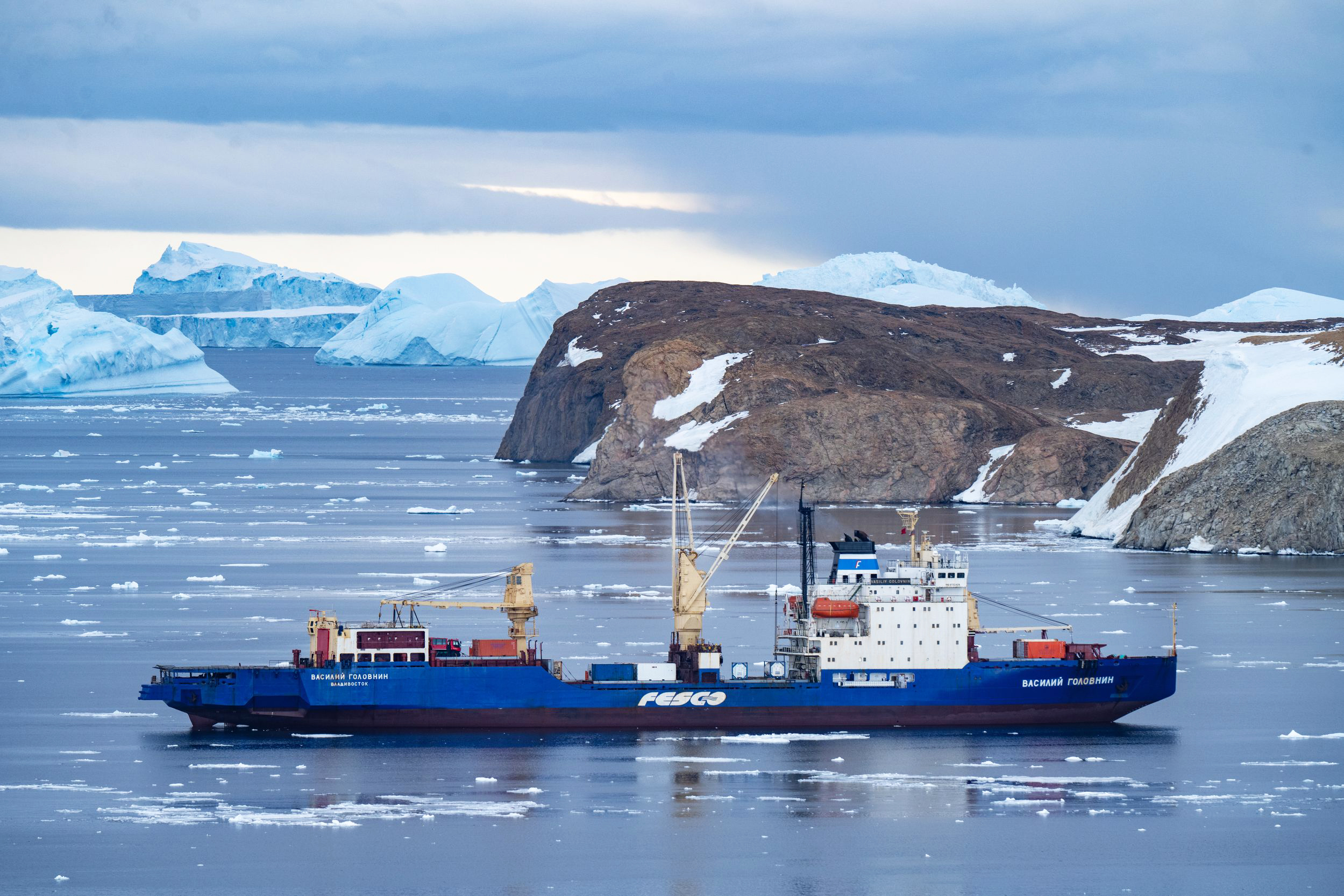 8-я экспедиция FESCO отправилась в Антарктиду для снабжения индийских полярных станций